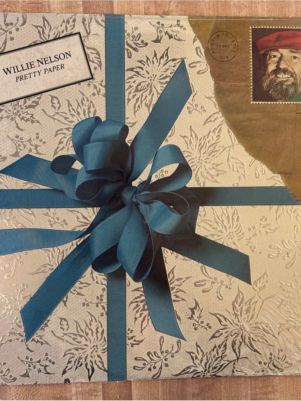 Willie Nelson - Pretty Paper (Teal Ribbon) Vinyl Record Christmas LP 33 RPM